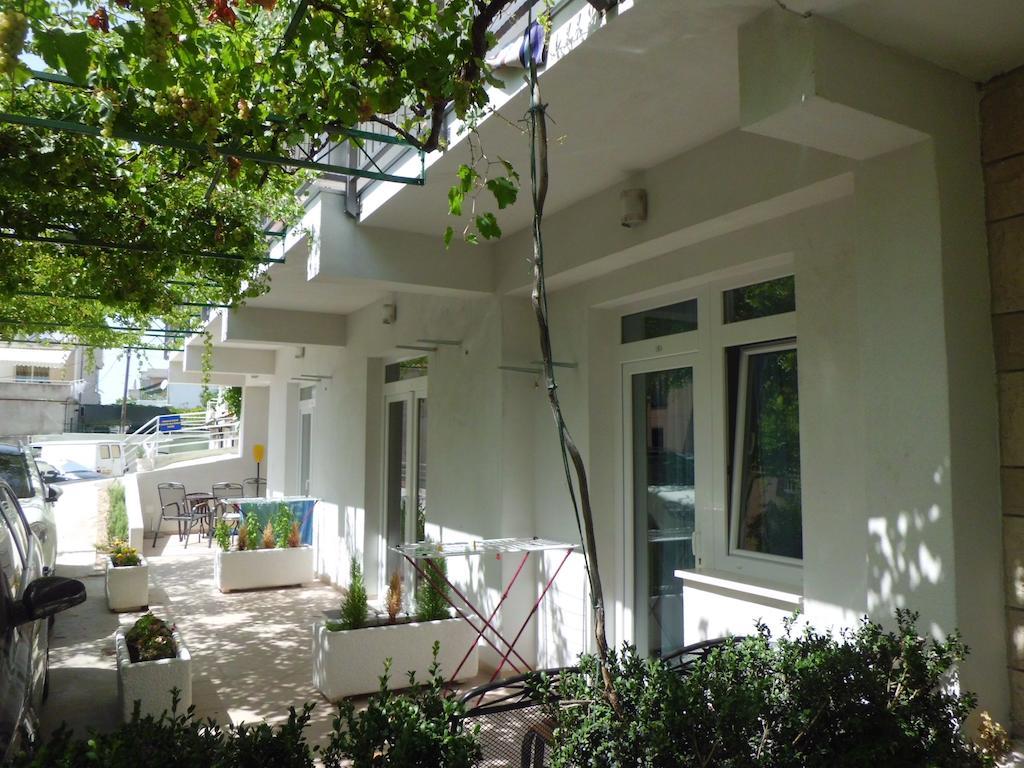 Apartments Viskovic Makarska Bagian luar foto