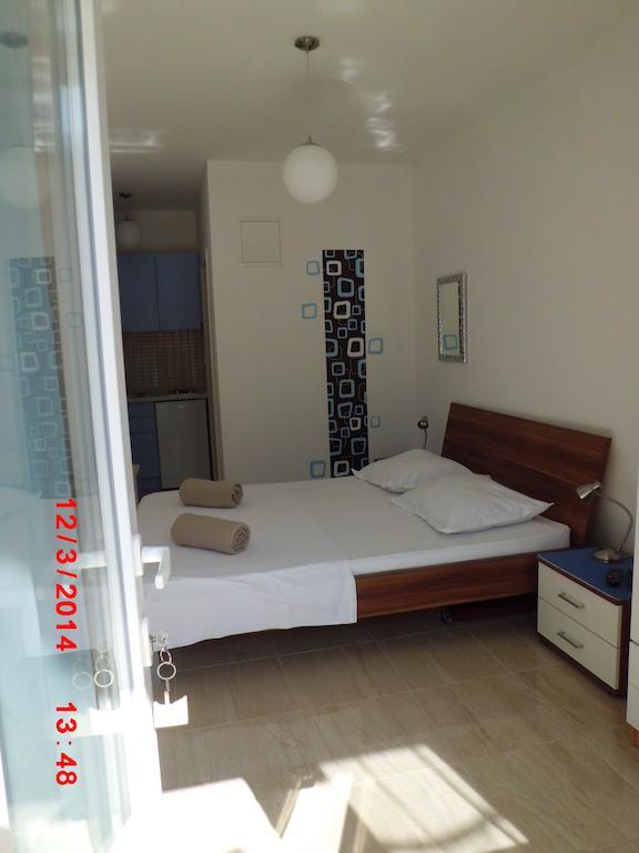 Apartments Viskovic Makarska Ruang foto