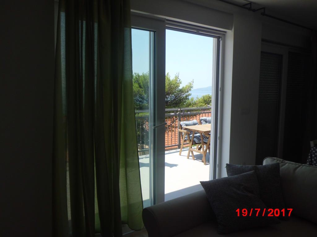 Apartments Viskovic Makarska Bagian luar foto
