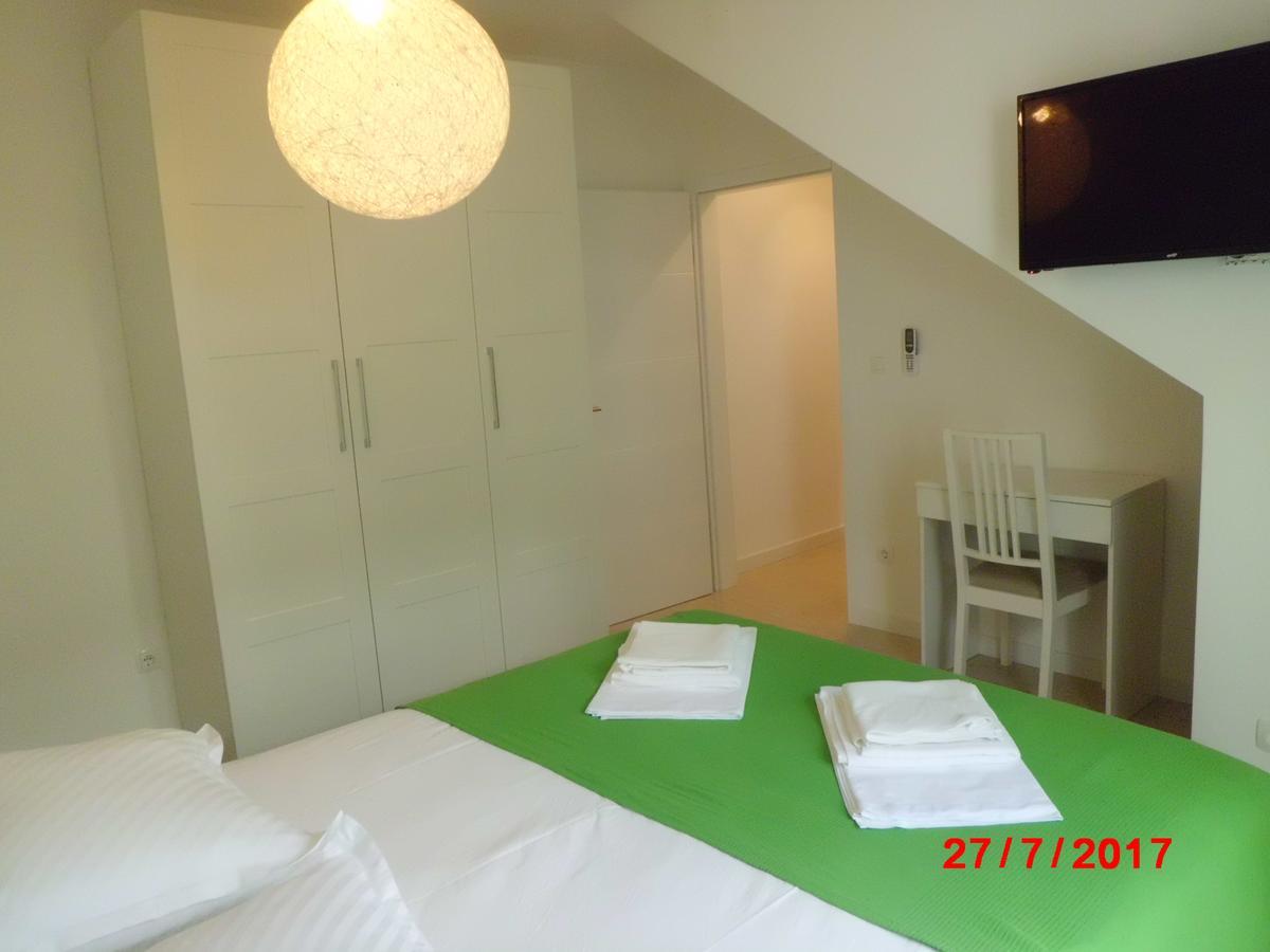 Apartments Viskovic Makarska Bagian luar foto