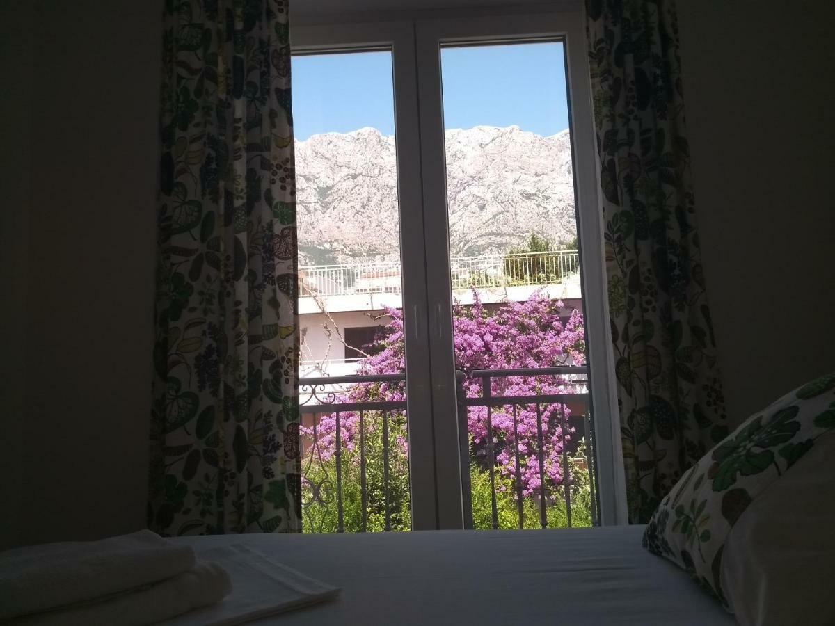 Apartments Viskovic Makarska Bagian luar foto